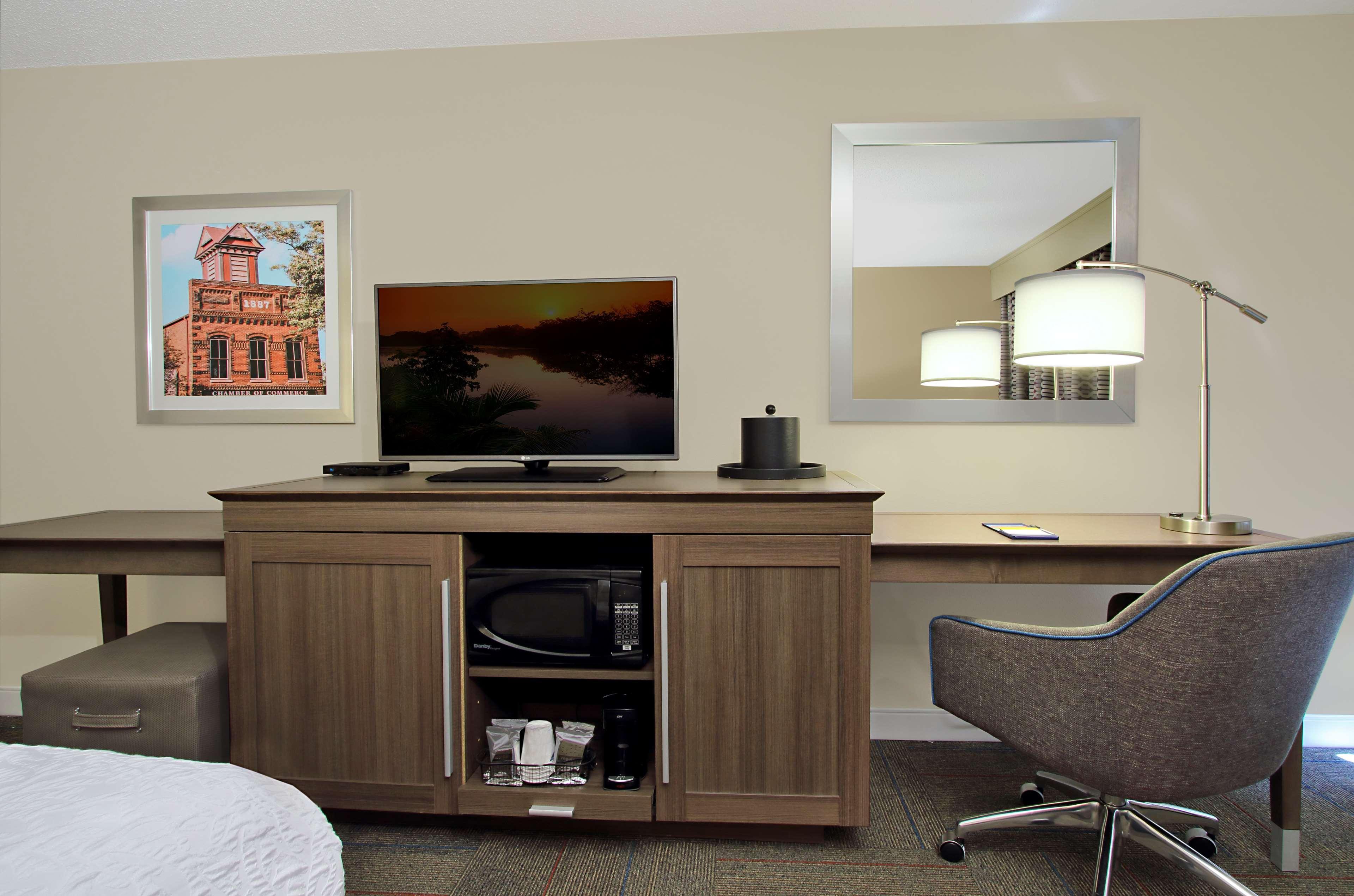 Hampton Inn Μάντισον Εξωτερικό φωτογραφία